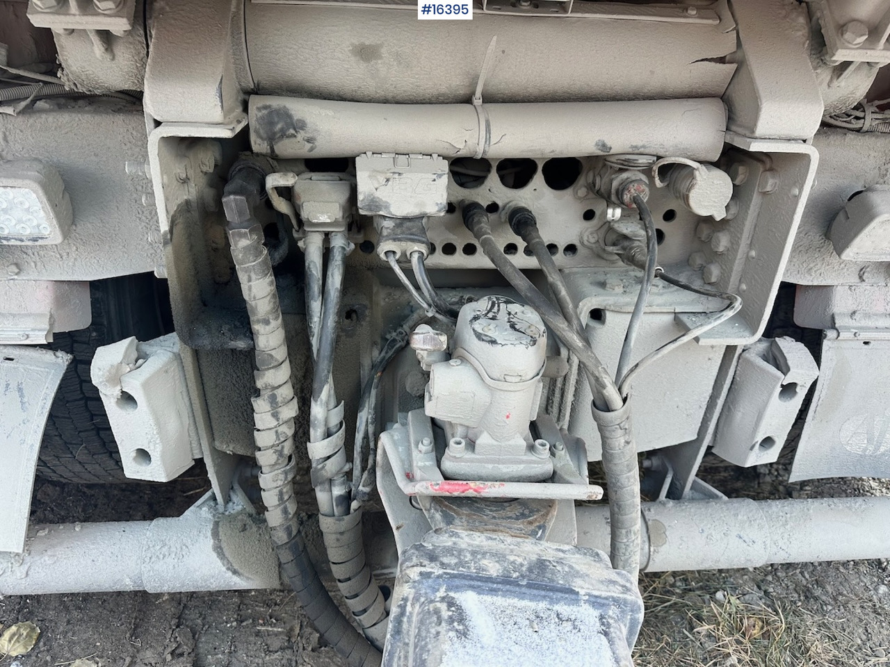 Sklápěč Scania R580: obrázek 18