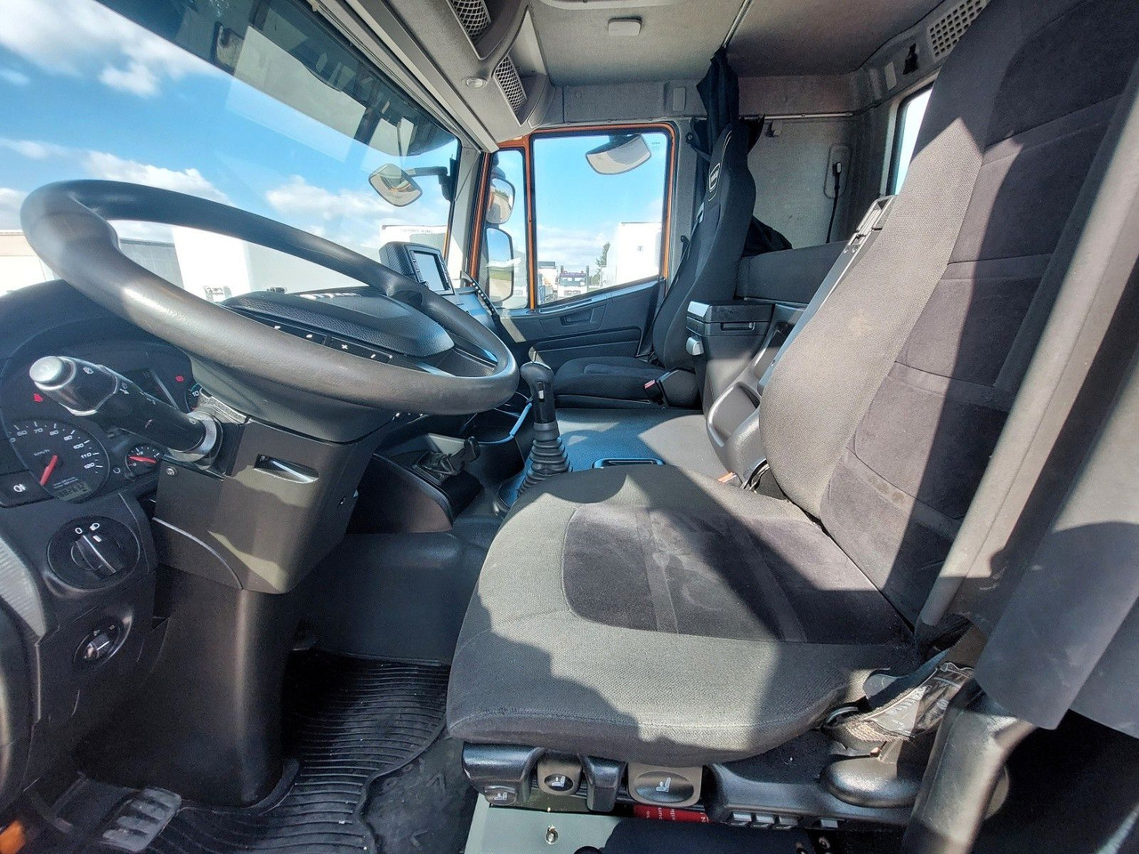 Sklápěč Iveco AD 260T46 BB Meiller Bordmatik 6x4