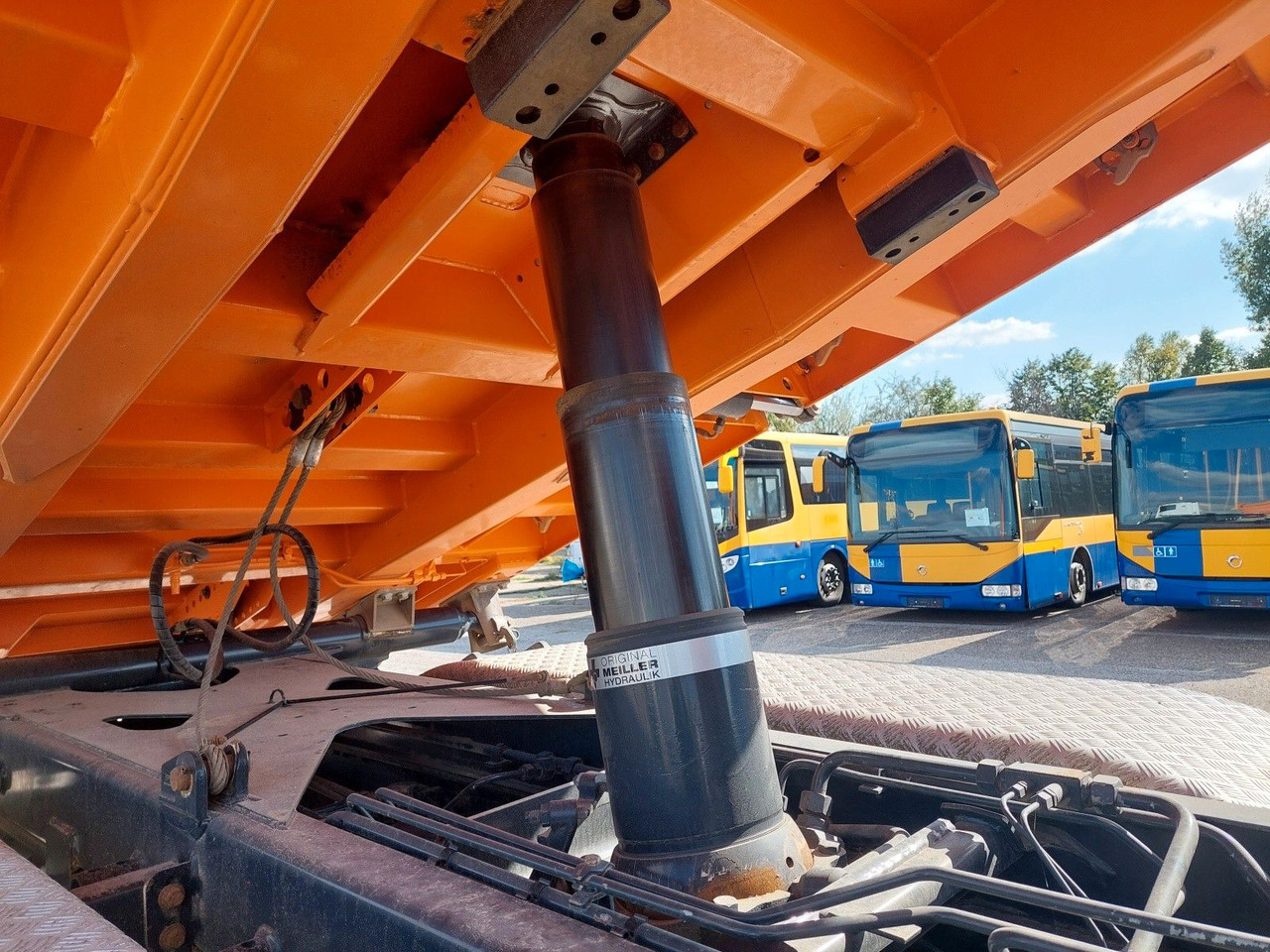 Sklápěč Iveco AD 260T46 BB Meiller Bordmatik 6x4