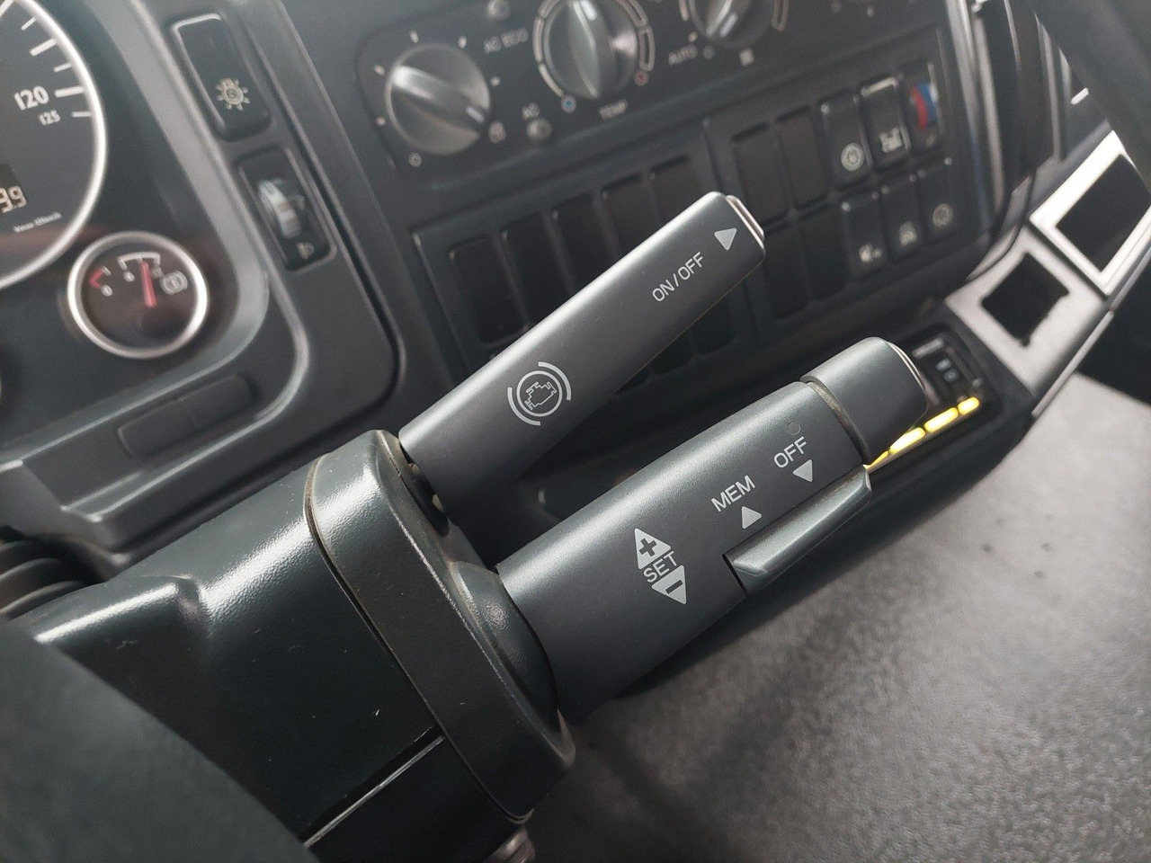 Sklápěč MAN TGA 26.430 BB 6x4 Meiller