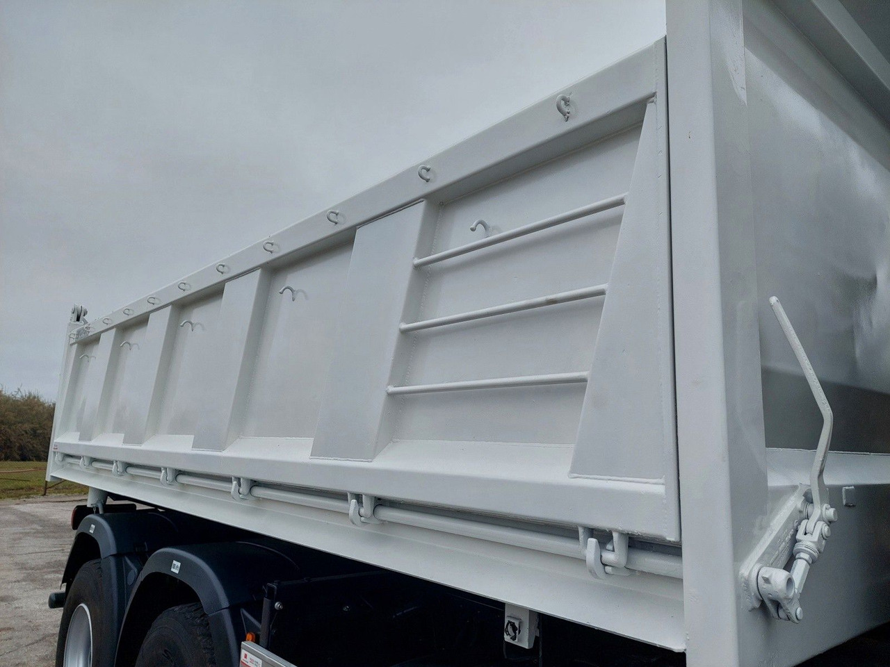 Sklápěč MAN TGS 33.480 6x6 BB Bordmatik