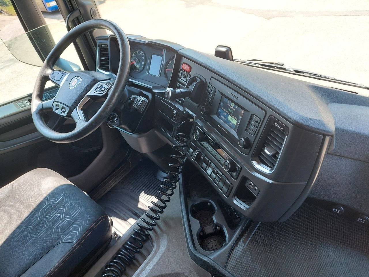 Sklápěč Scania G 450 B8X4HZ 8x4 Bordmatik