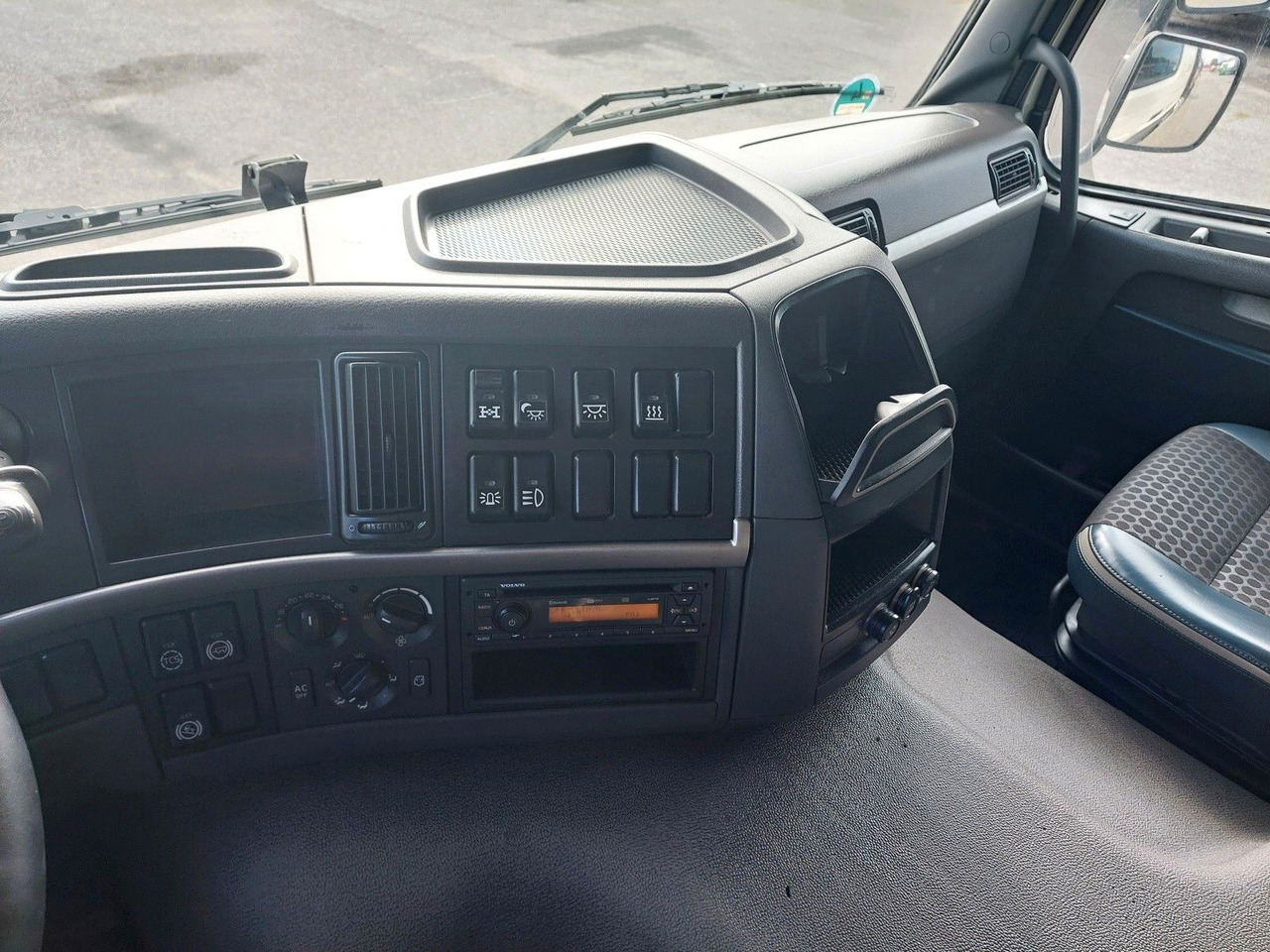 Sklápěč Volvo FMX 460 Meiller Bordmatik 6x4