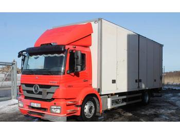 Skříňový nákladní auto Mercedes-Benz 950.54