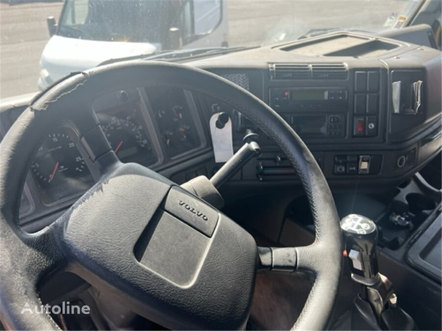 Chladírenský nákladní automobil Volvo FH: obrázek 10