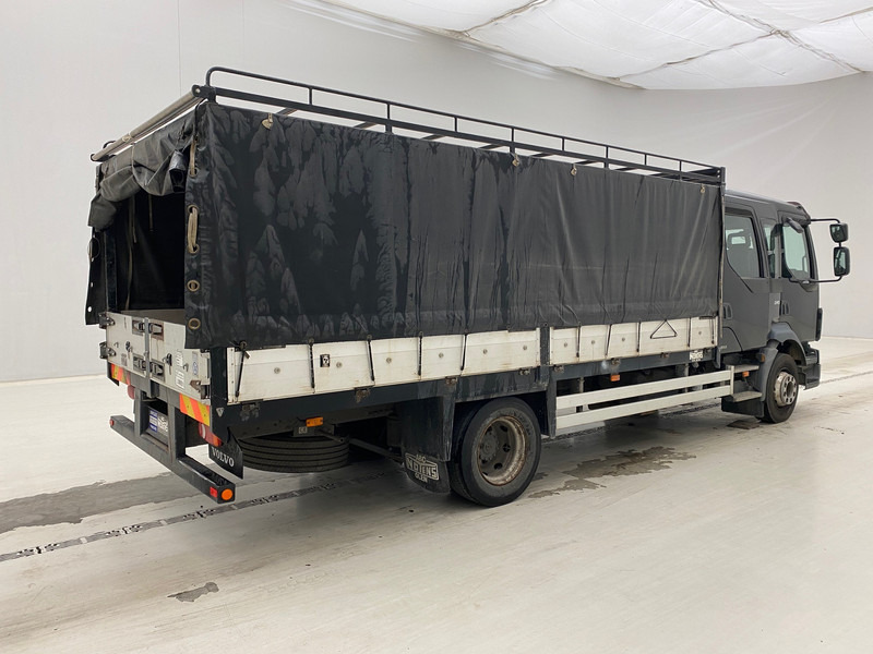 Plachtový nákladní auto Volvo FL 240: obrázek 4