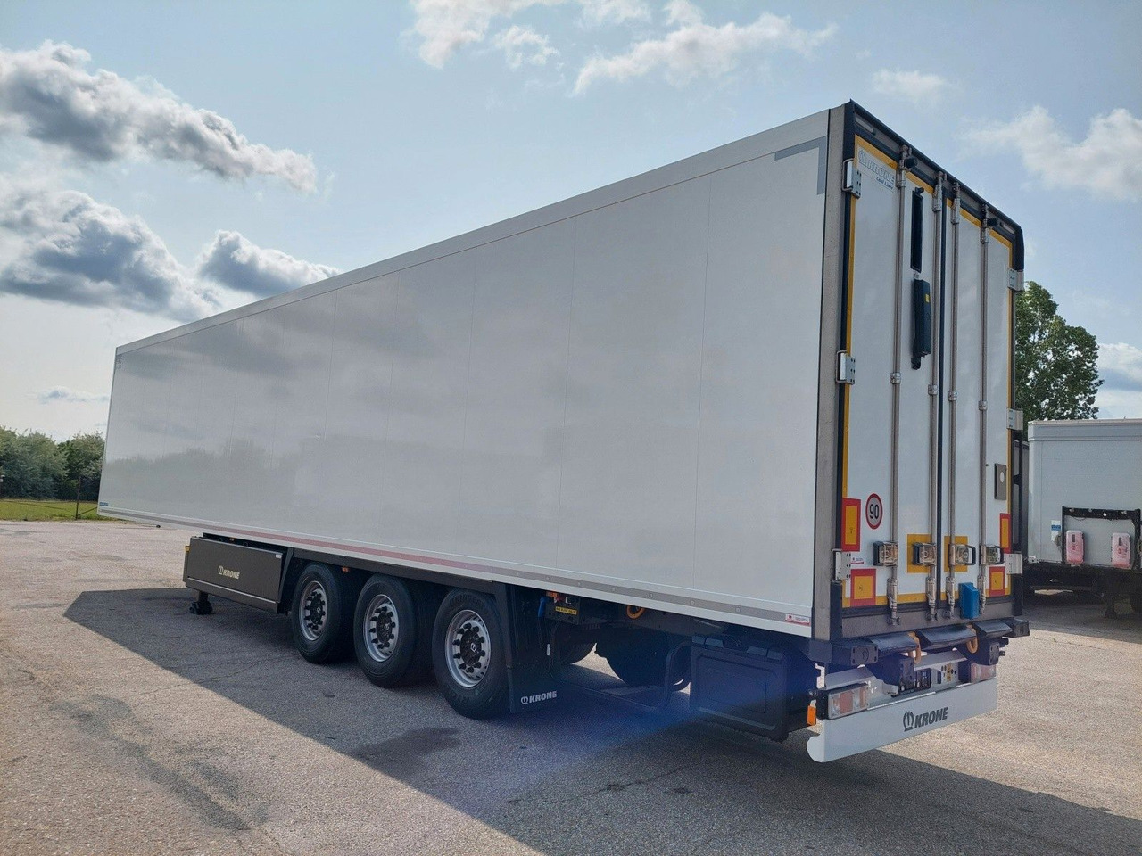 Chladírenský návěs Krone SD Thermo King SLXi 300 7616 Motorstunden