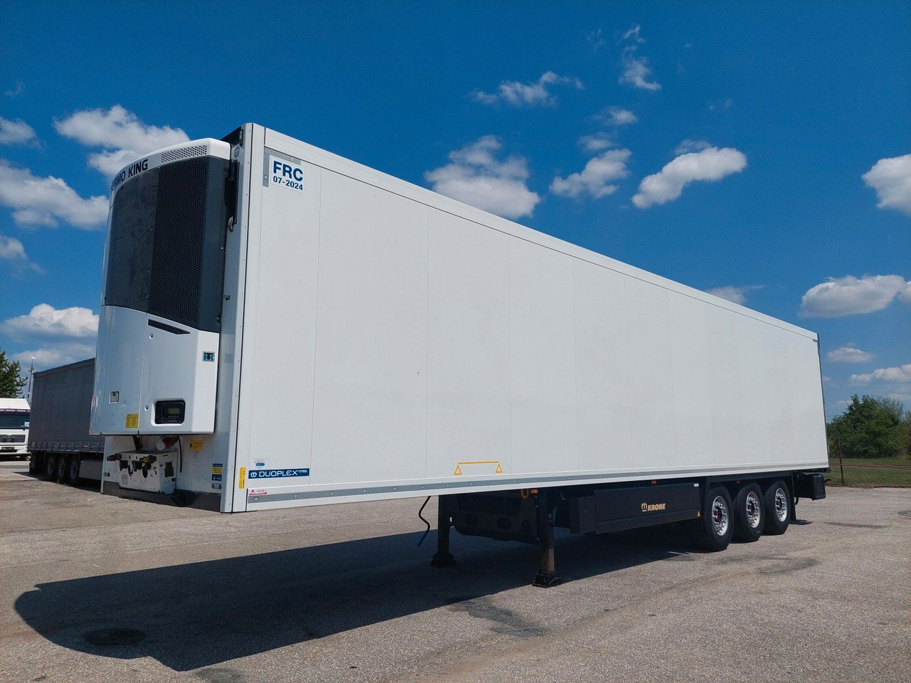 Chladírenský návěs Krone SD Thermo King SLXi 300 Doppelstock