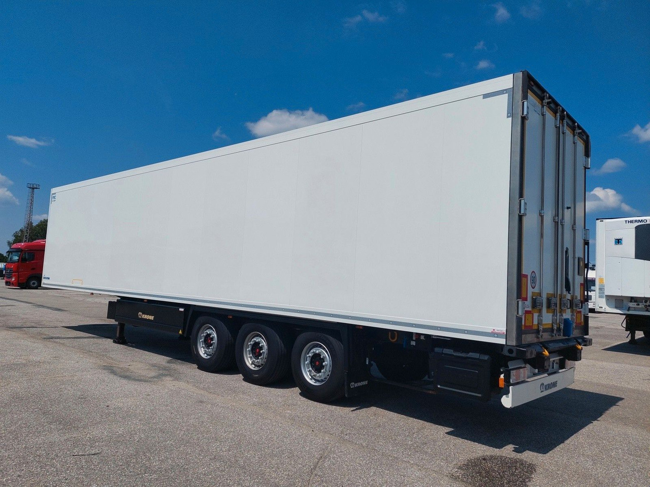 Chladírenský návěs Krone SD Thermo King SLXi 300 Doppelstock