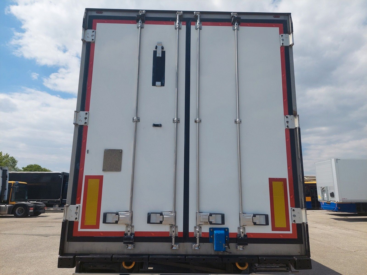 Chladírenský návěs Schmitz Cargobull SKO24 ThermoKing SLXi 300 - 3 Stück