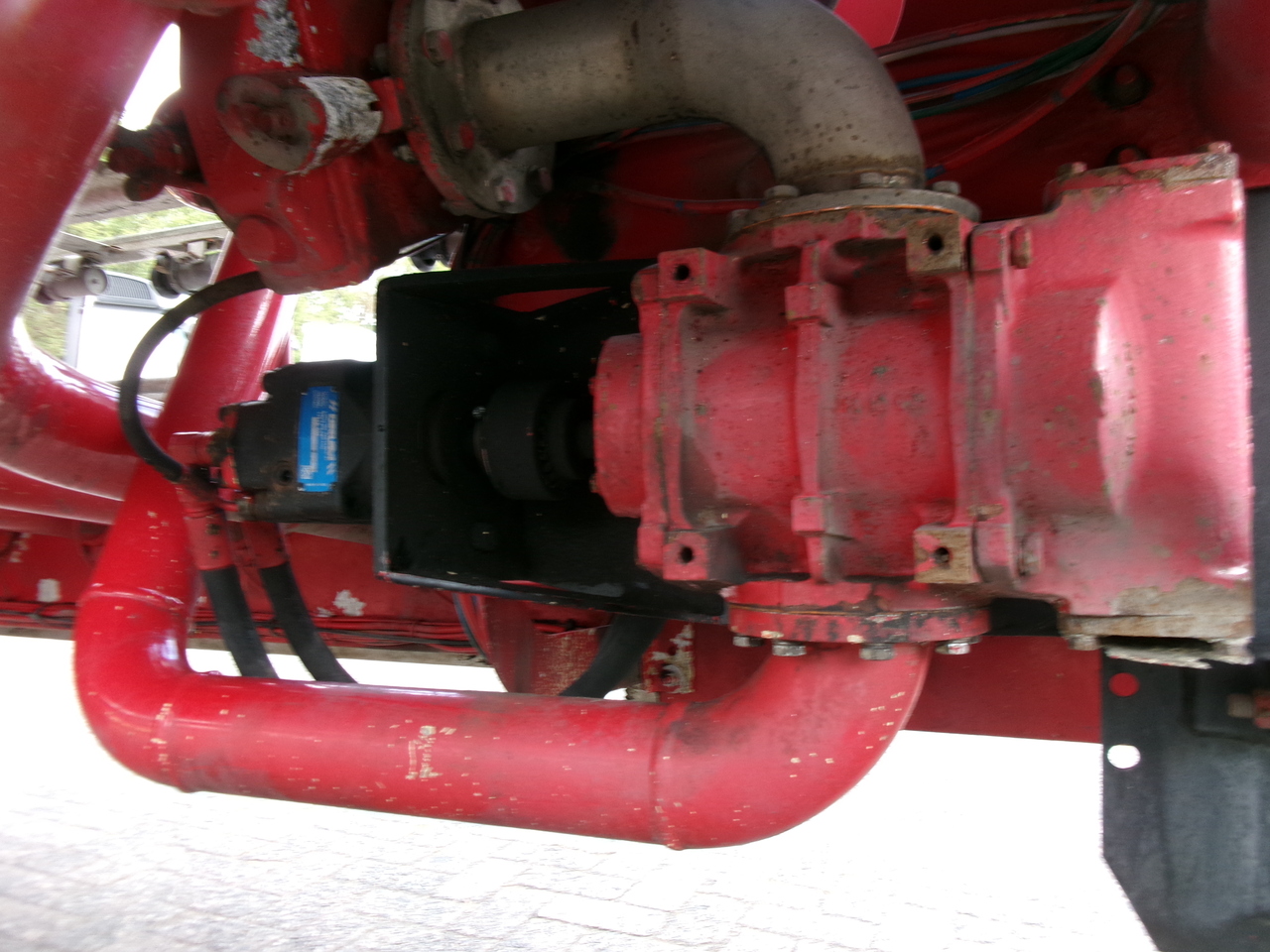 Cisternový návěs pro dopravu paliva Feldbinder Fuel tank alu 44.6 m3 + pump: obrázek 12