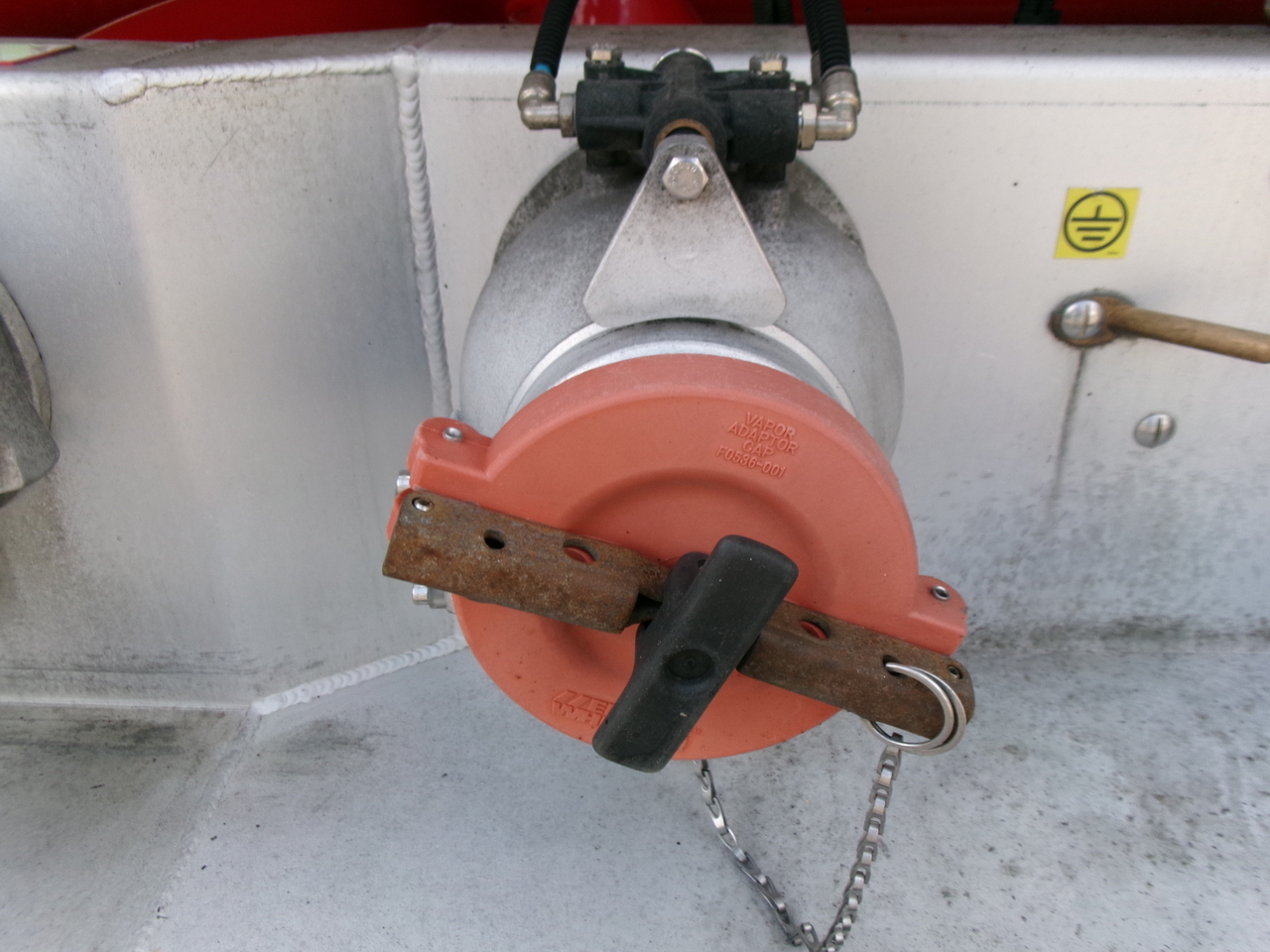 Cisternový návěs pro dopravu paliva Feldbinder Fuel tank alu 44.6 m3 + pump: obrázek 18