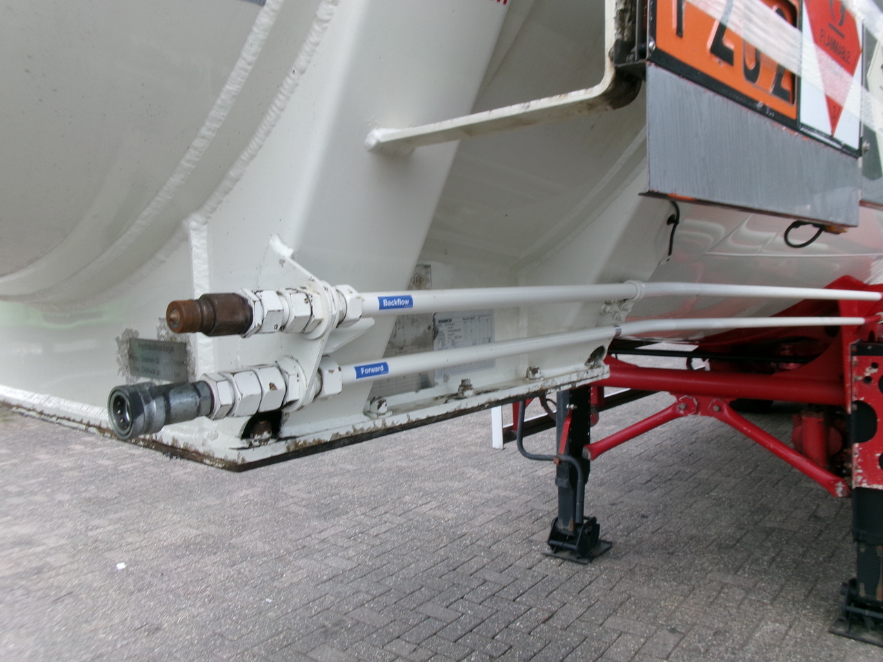 Cisternový návěs pro dopravu paliva Feldbinder Fuel tank alu 44.6 m3 + pump: obrázek 8