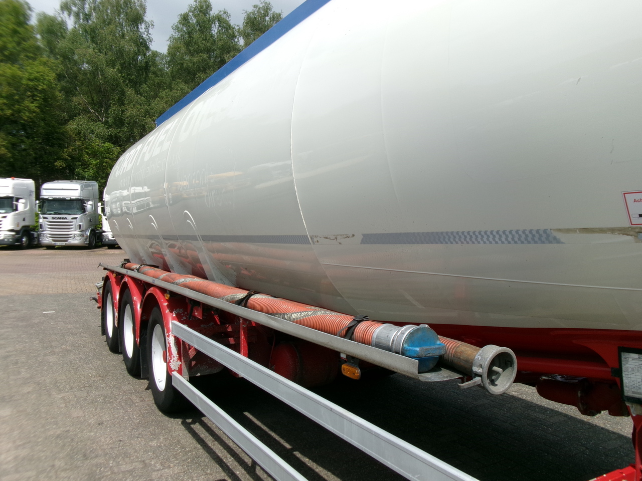 Cisternový návěs pro dopravu paliva Feldbinder Fuel tank alu 44.6 m3 + pump: obrázek 7