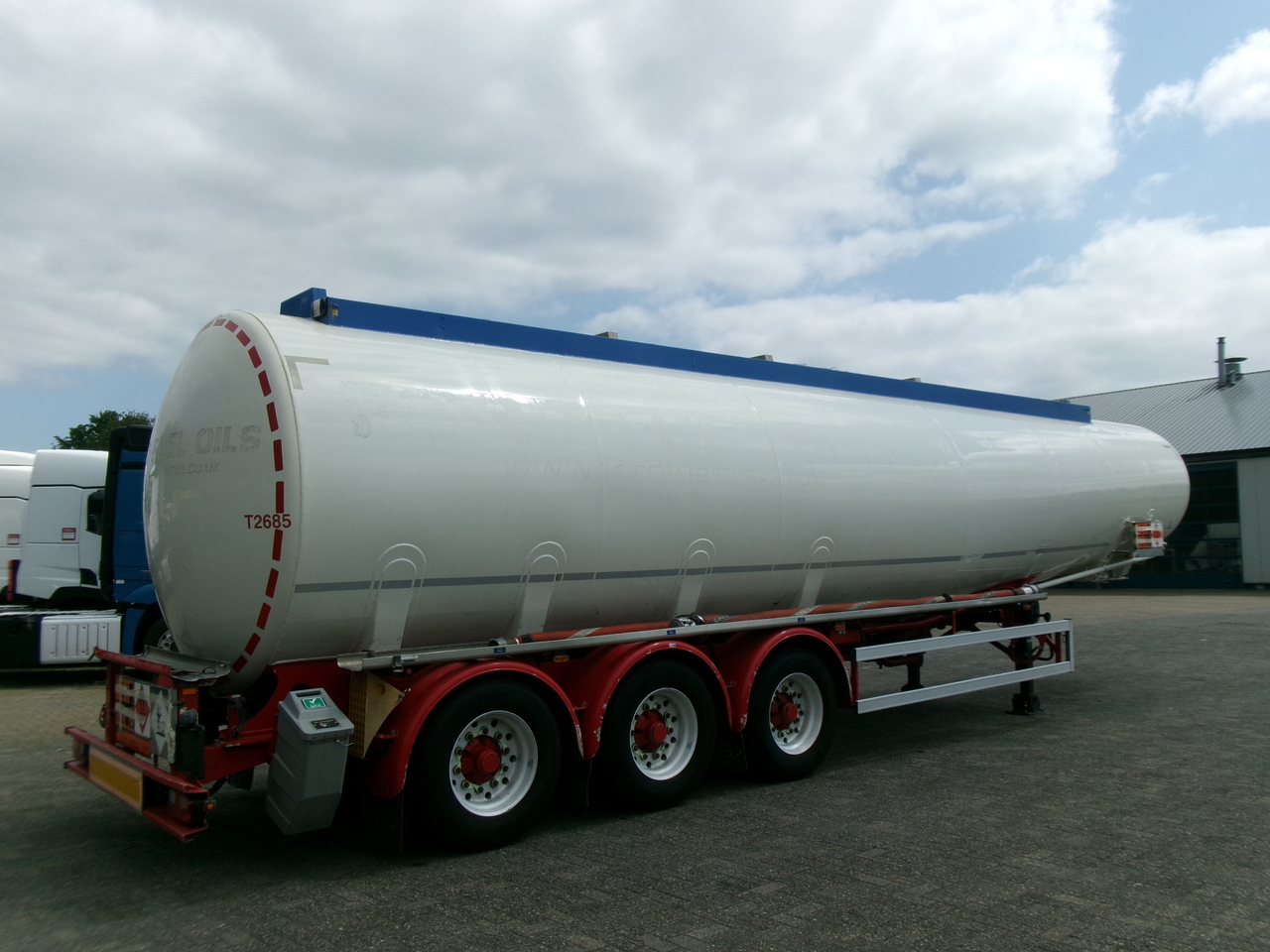 Cisternový návěs pro dopravu paliva Feldbinder Fuel tank alu 44.6 m3 + pump: obrázek 4