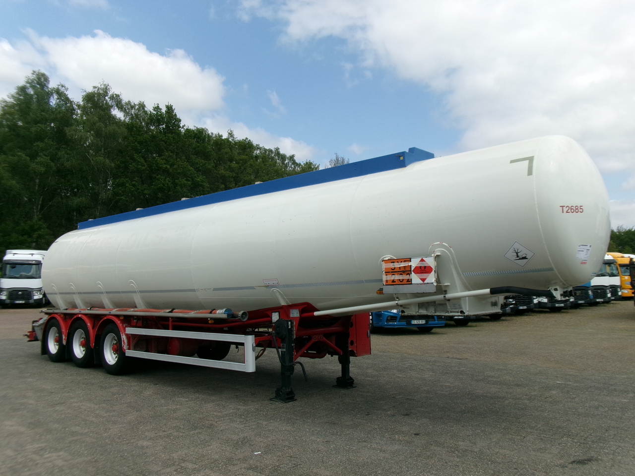 Cisternový návěs pro dopravu paliva Feldbinder Fuel tank alu 44.6 m3 + pump: obrázek 2