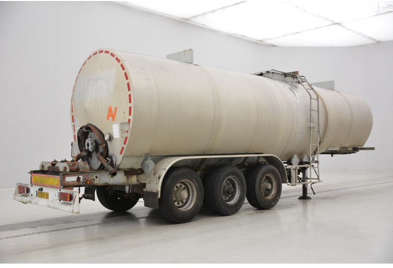 Cisternový návěs Fruehauf Bitumen tank trailer: obrázek 5