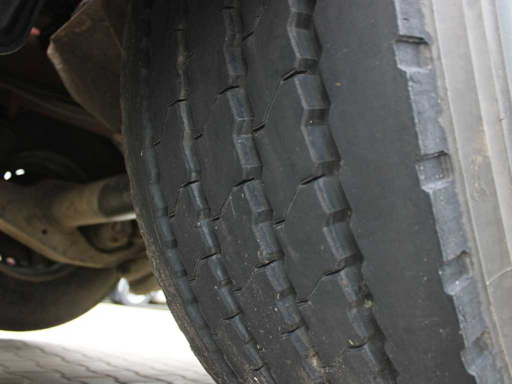 Klanicový návěs Umikov NPK 39, 2X LIFTING AXLE, SAF