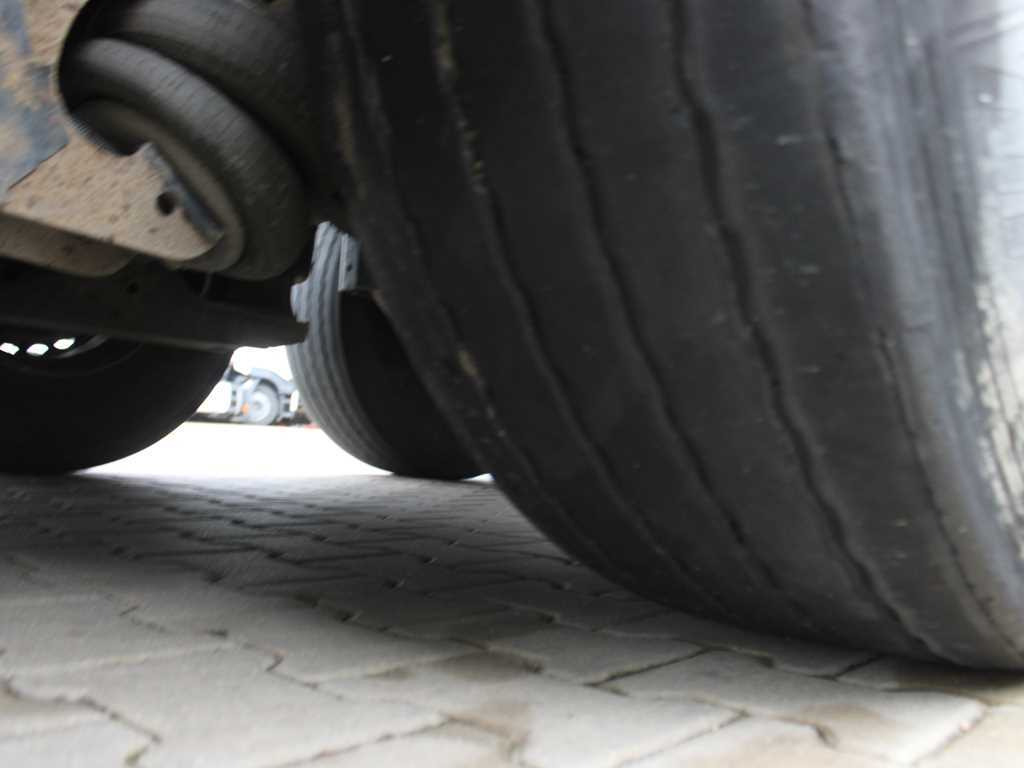 Plachtový návěs Krone PROFI LINER, MULTILOCK, LIFTING AXLE, SAF