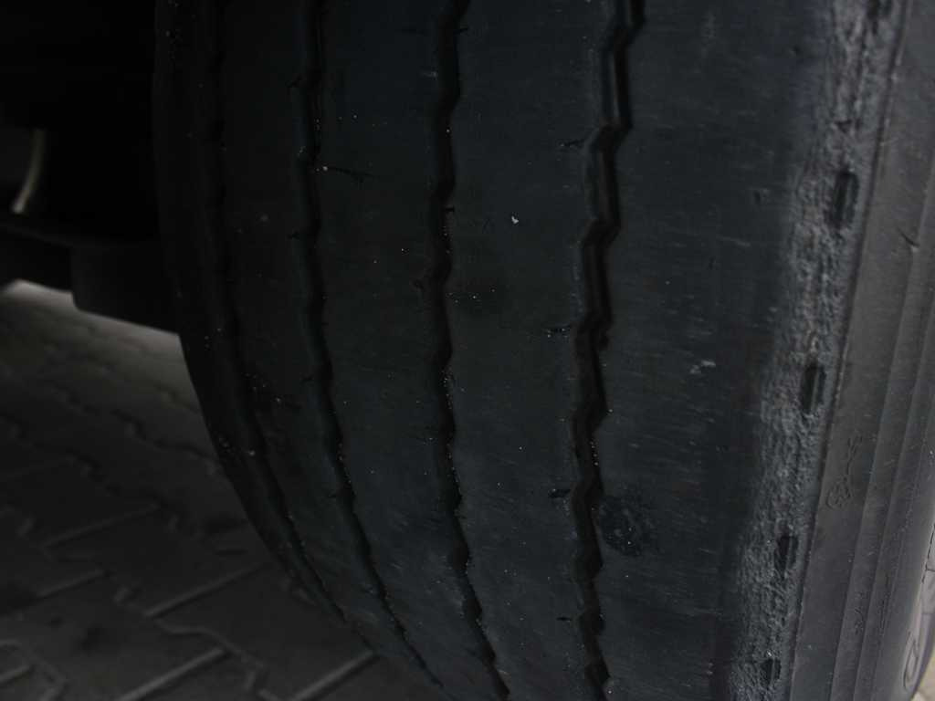 Plachtový návěs Schwarzmüller SPA 3/E, SAF AXLES, MULTILOCK, MULDA