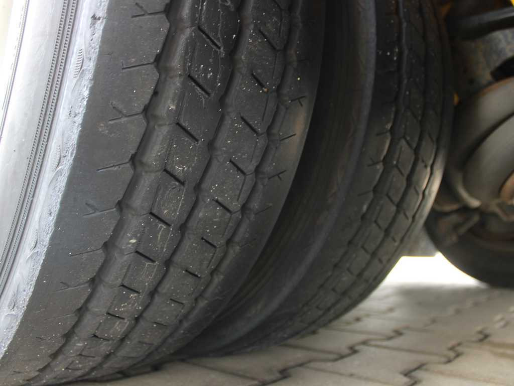 Podvalníkový návěs Nooteboom OSD-41-03, LIFT AXLE, DRIVEWAYS