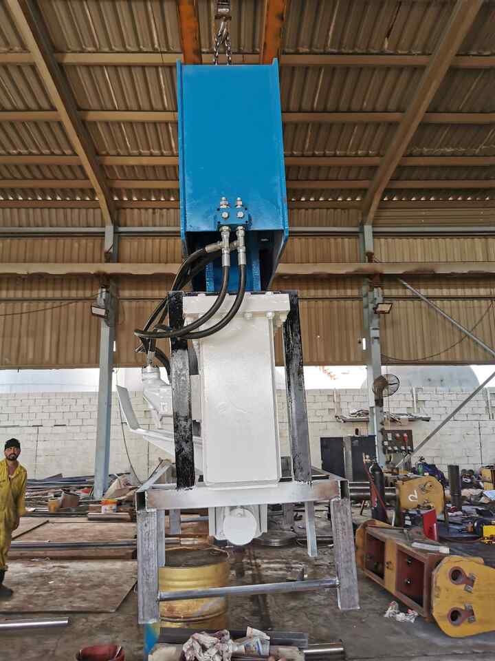 Hydraulické kladivo pro Jeřáb AME Crane Vibratory Pile hammer: obrázek 8