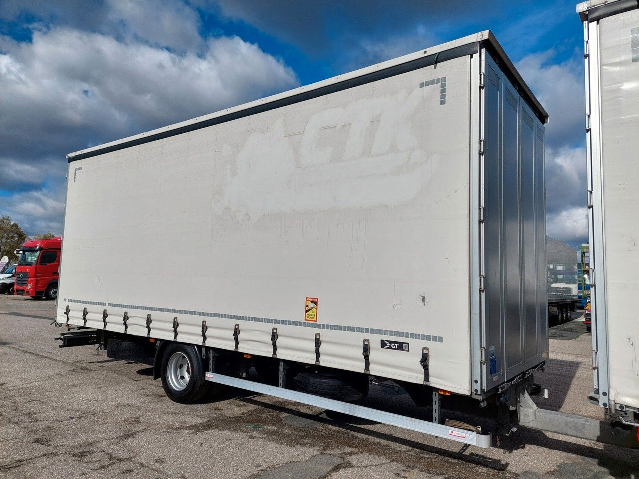 Plachtový přívěs Gniotpol G-4080 Durchladbarer