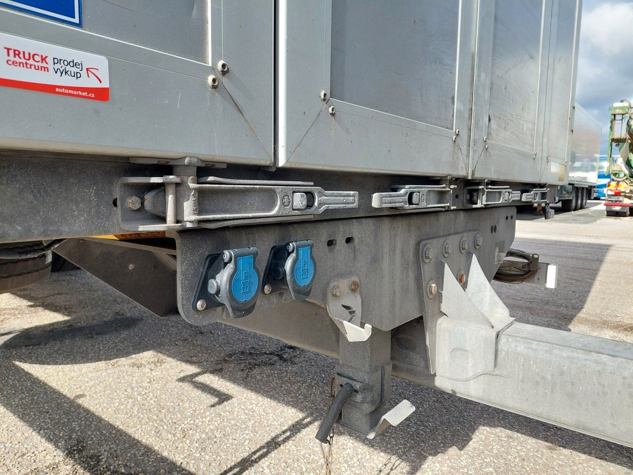 Plachtový přívěs Gniotpol G-4080 Durchladbarer