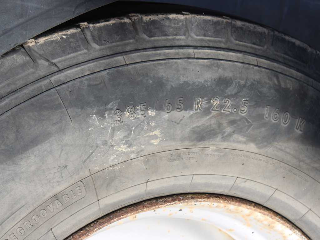 Přívěs plato/ Valník Kögel ANBS, PNEU 80%