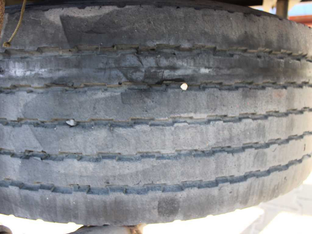 Přívěs plato/ Valník Kögel ANBS, PNEU 80%