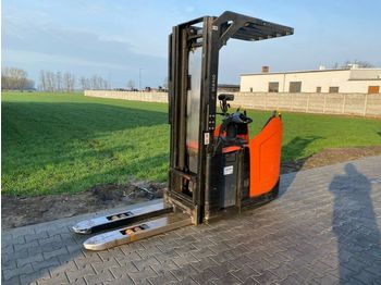 Stohovací vozík BT SPE140