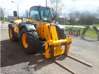 Teleskopický manipulátor JCB 531-70 Agri Super
