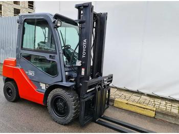 Vysokozdvižný vidlicový vozík Toyota 9519 - 02-8FDF30