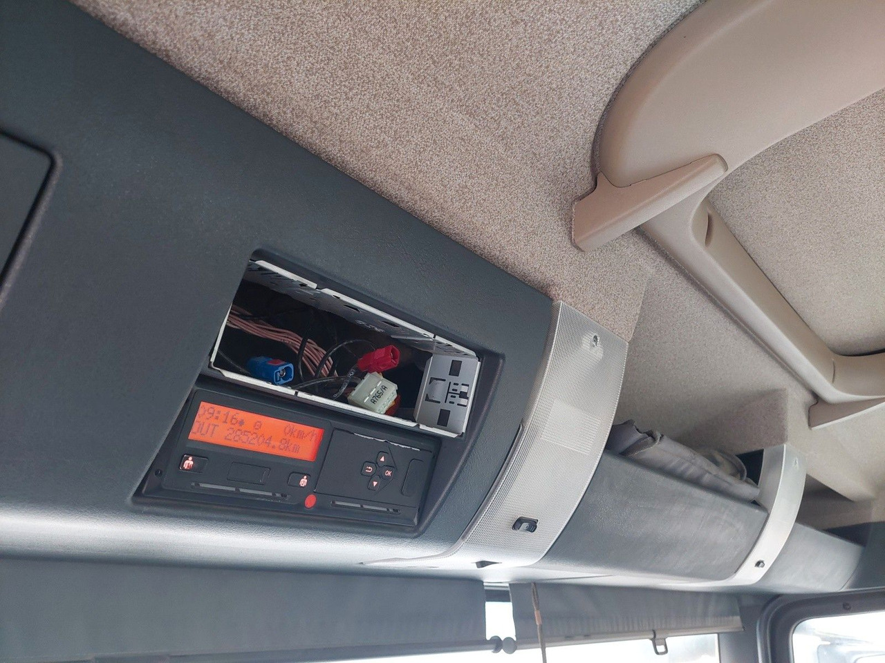 Autodomíchávač MAN TGS 32.420 BB Intermix 9m3 8x4