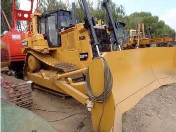 Buldozer CATERPILLAR D8N: obrázek 1