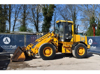 JCB 416 - kolový nakladač