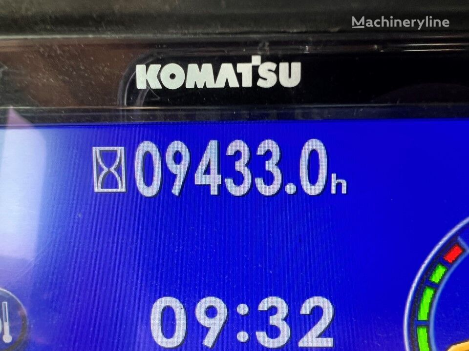 Buldozer Komatsu D 65WX-17: obrázek 20
