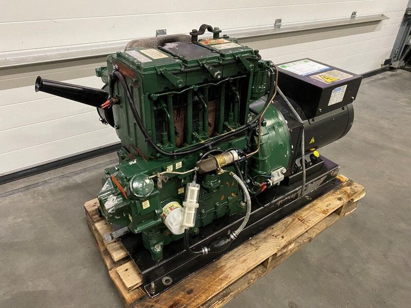 Elektrický generátor Lister TR3A Mecc Alte Spa 20 kVA generatorset: obrázek 9