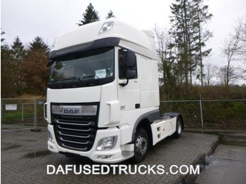 Tahač DAF FT XF460