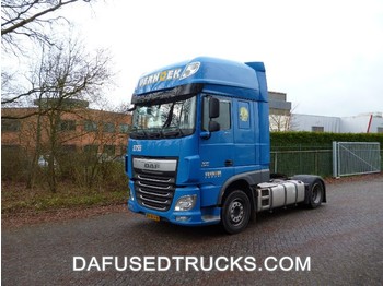 Tahač DAF FT XF460