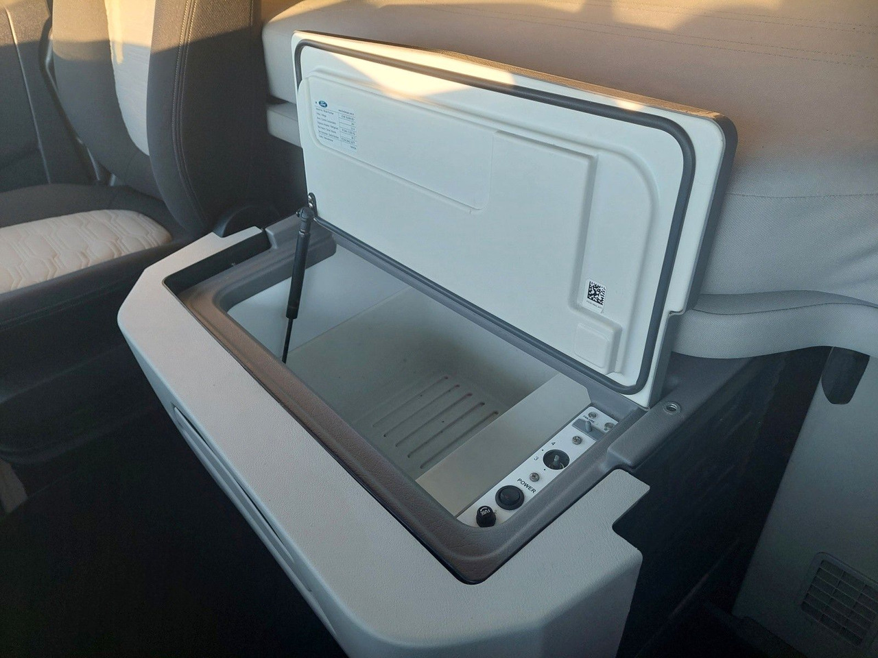 Tahač Ford F-Max 1850 LL