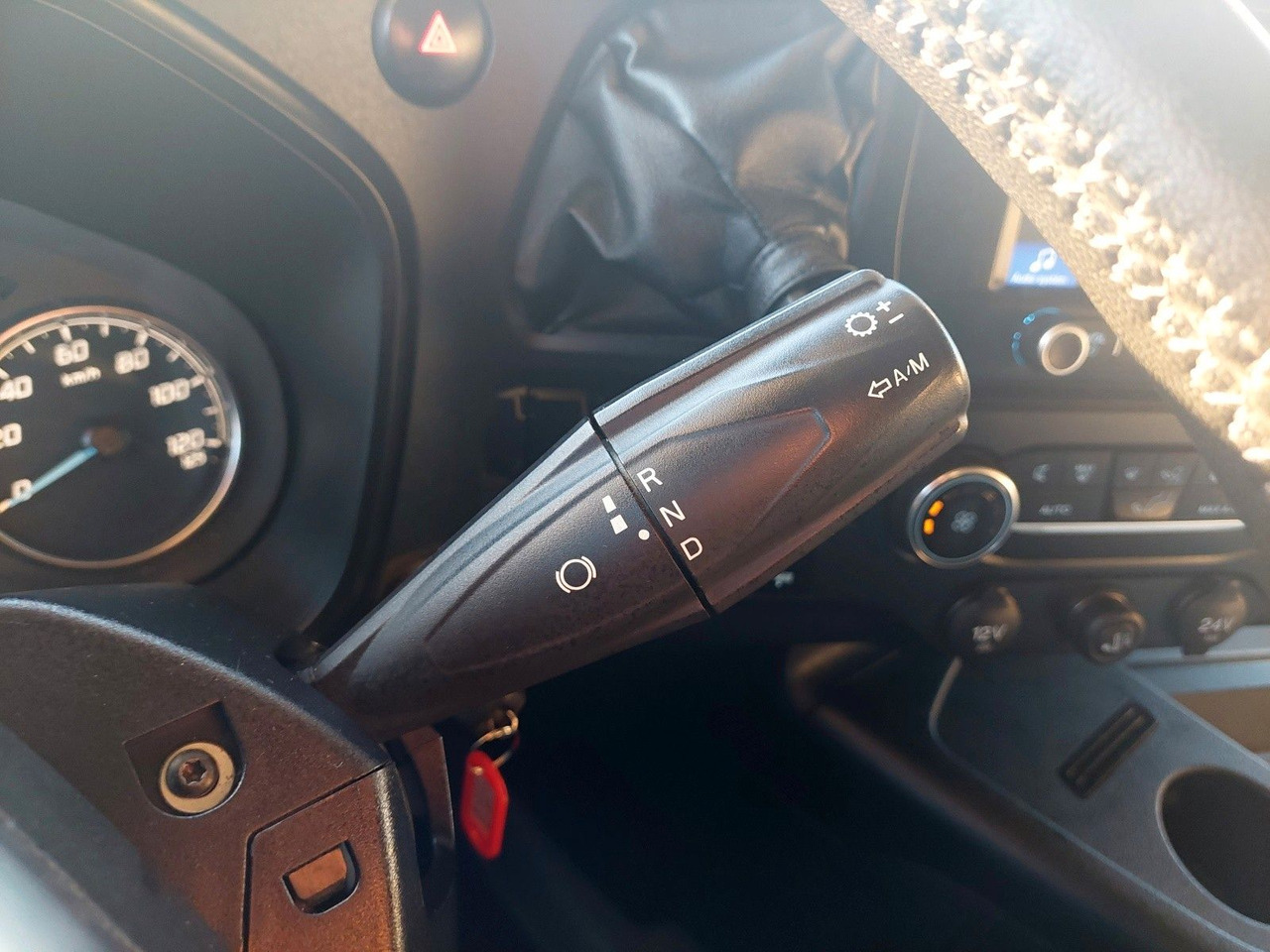 Tahač Ford F-Max 1850 LL