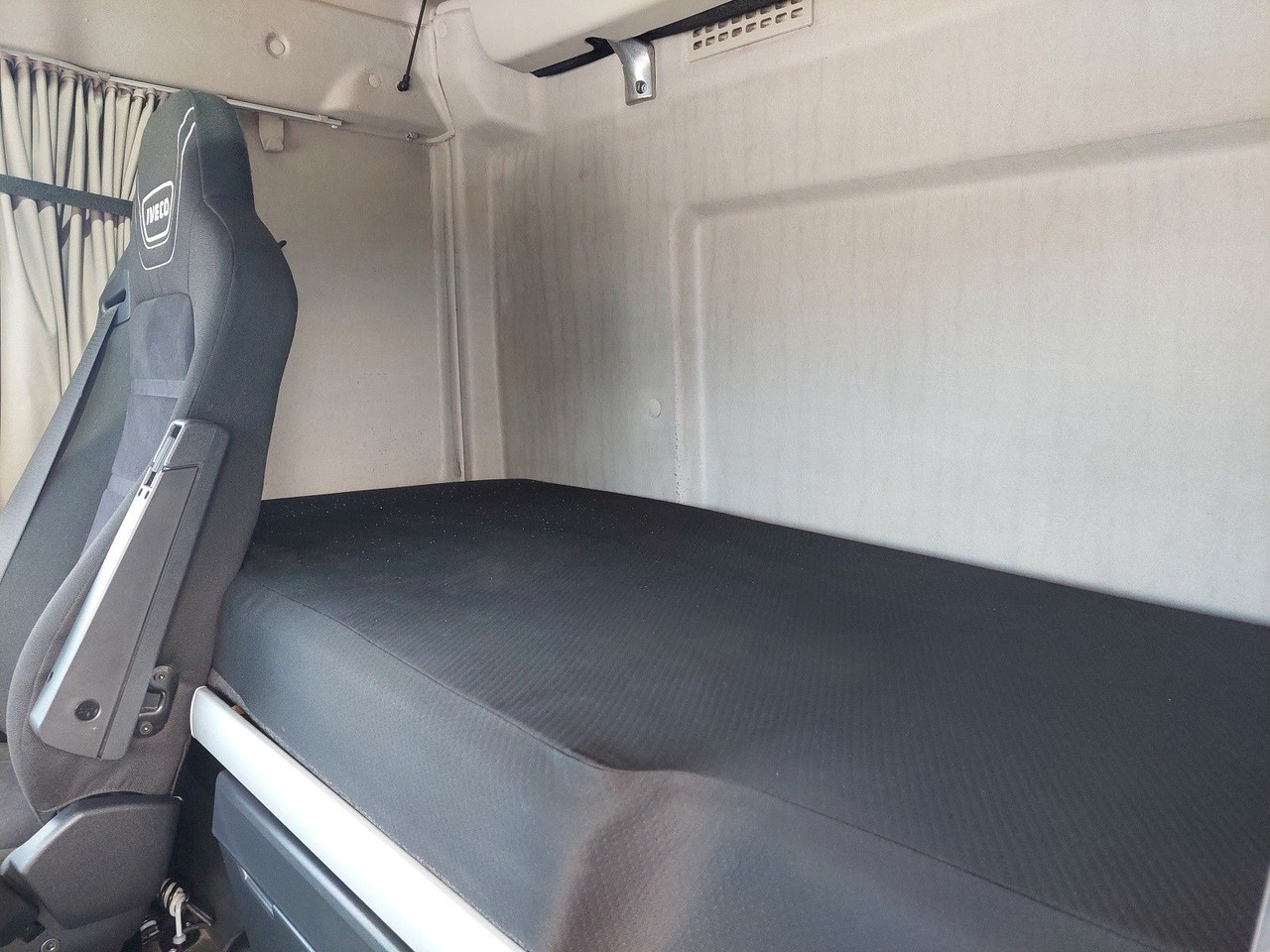 Tahač Iveco AS440ST/FP LT 4x2