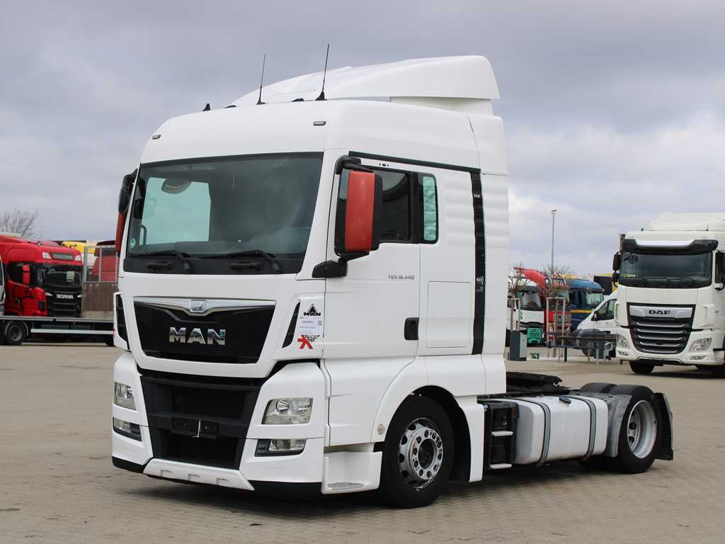 Tahač MAN TGX 18.440, LOW DECK, EURO 6