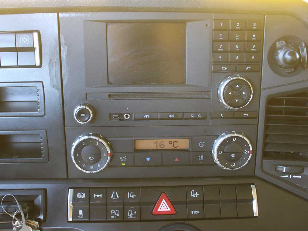 Tahač Mercedes-Benz ACTROS 1843, EURO 6, RETARDER, INDEPENDENT AIR CONDITIONING