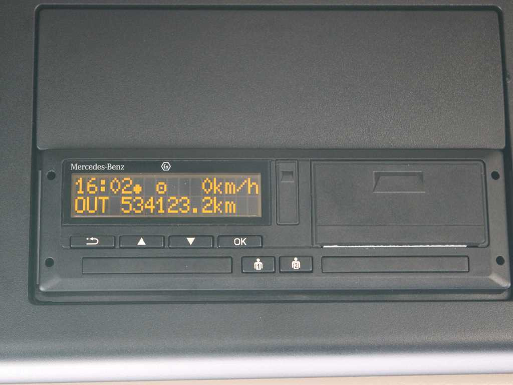 Tahač Mercedes-Benz Actros 1845, EURO 6, NAVIGATION