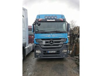 Tahač Mercedes-Benz Actros  1846  Tank 1430L: obrázek 1