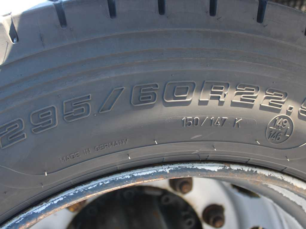 Tahač Mercedes-Benz Actros 1848, EURO 6, LOWDECK, PNEU 80%