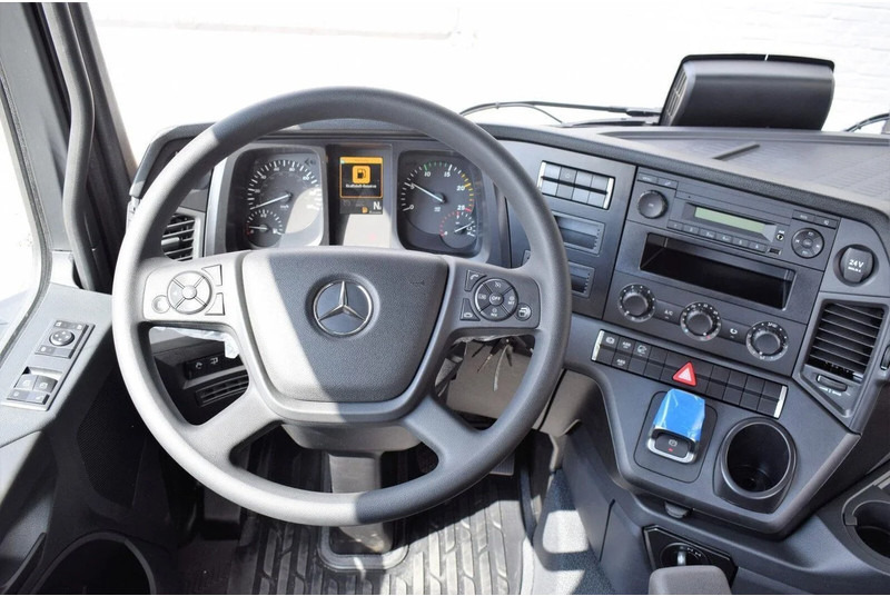 Nový Tahač Mercedes-Benz Actros 3340 S 6×4 Tractor Head (10 units): obrázek 9