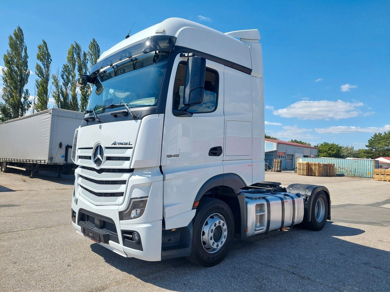 Tahač Mercedes-Benz Actros 5 1845 LS BigSpace 4x2